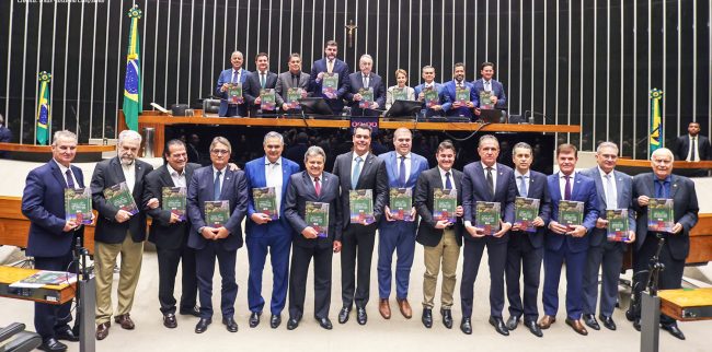 Tirso Meirelles participa do lançamento da 'Agenda Legislativa do Agro 2026' da CNA, em Brasília