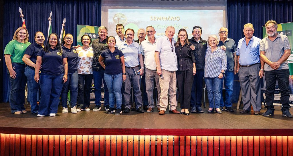 Participantes do seminário promovido pelo Departamento de Sustentabilidade realizado em Ourinhos