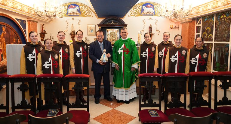 Faesp celebra 23 anos da Capela Sagrada Família em sua sede