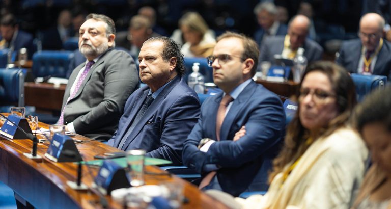 Senado debate fim da escala 6×1 com setor produtivo