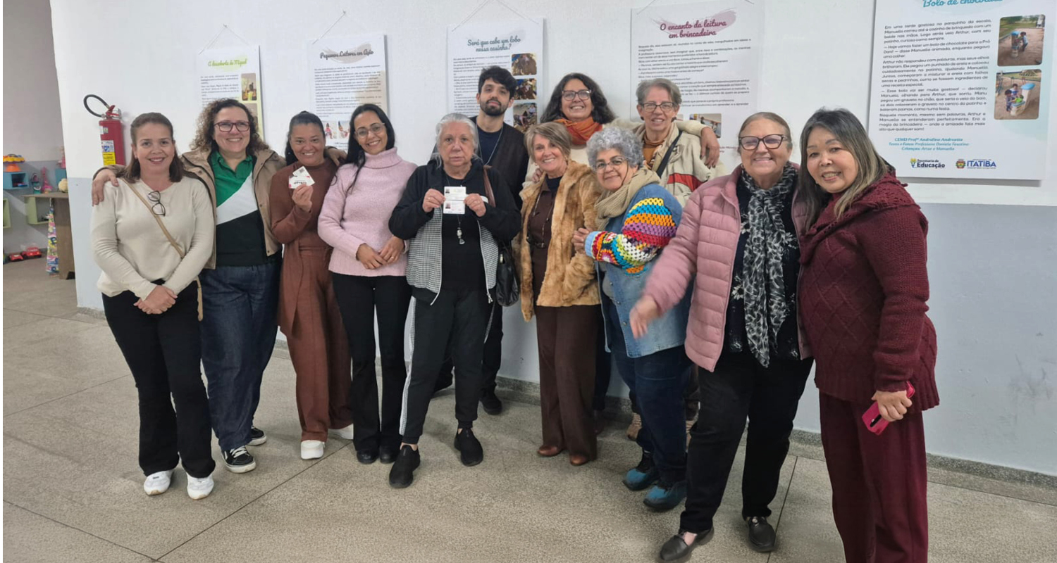 Secretaria de Desenvolvimento, Senar e parceiros entregam Carteiras de Artesão em Itatiba. Cerca de 90% são ex-alunos do Senar. Documento garante profissionalização e abre portas para novos mercados em todo o país.