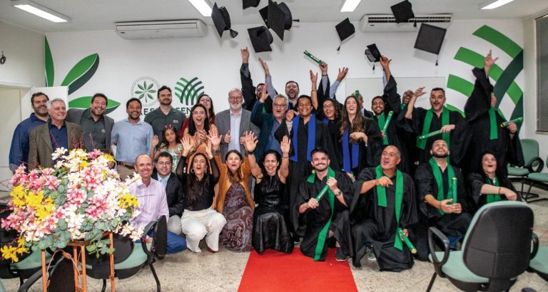 Conhecimento que transforma: Senar-SP forma novos técnicos e...